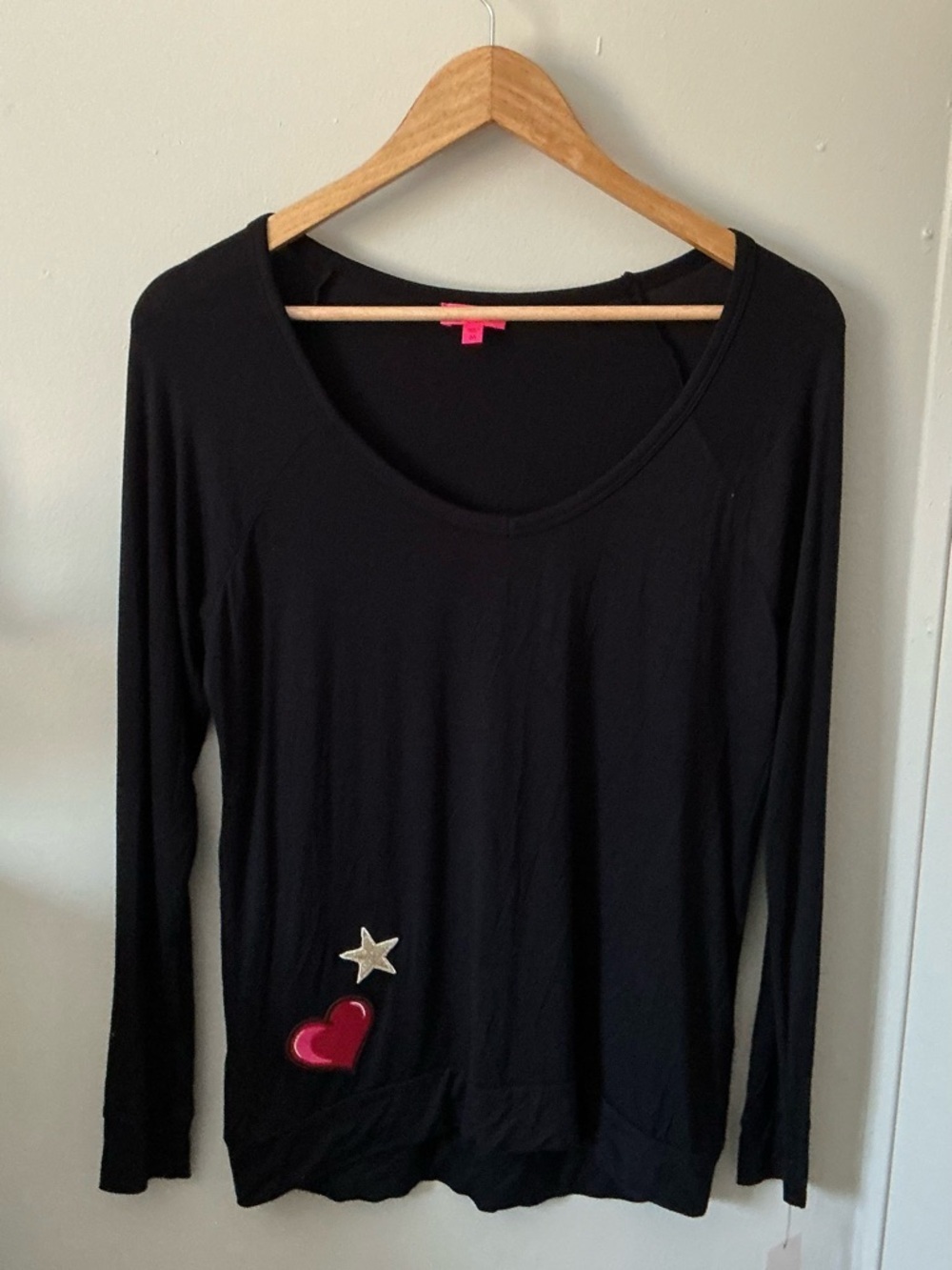 Betsey Johnson Whimsigoth heart and star long sleeve shirt NWT